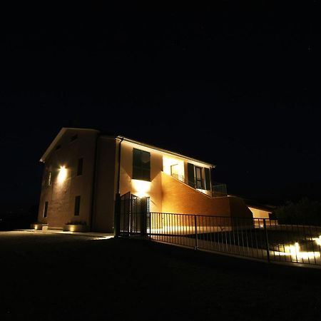 La Collina Del Girasole Villa Montecastrilli Exterior foto